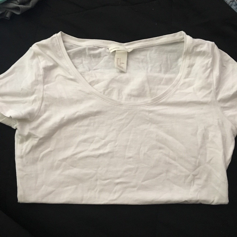 2 Tees